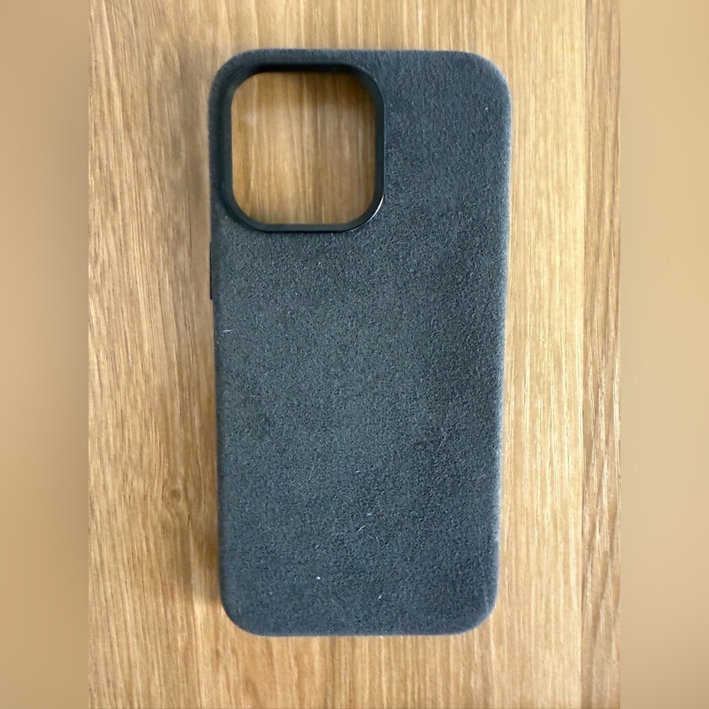 ALMA alacantara full wrap iPhone 15 Pro Max Case